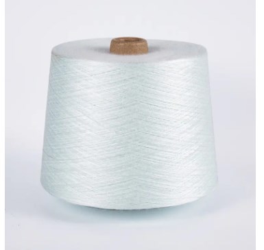Fire vâscoză: Noul favorit soft printre fibrele regenerate, de ce este favorizat de industria textilă?